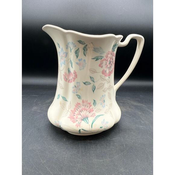 Vintage Johnson Bros English Bouquet Fine China Pitcher - Picture 1 of 8